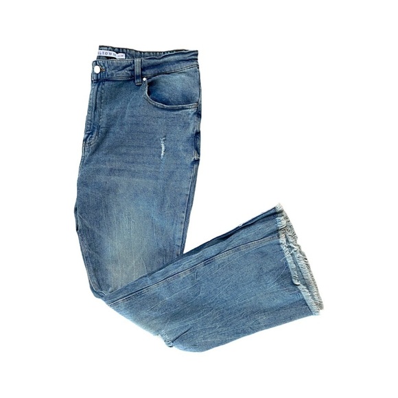 Tinseltown Plus Size Hi-Rise Flare Distressed Hem Denim Jeans NWT Size 20W - Picture 3 of 9